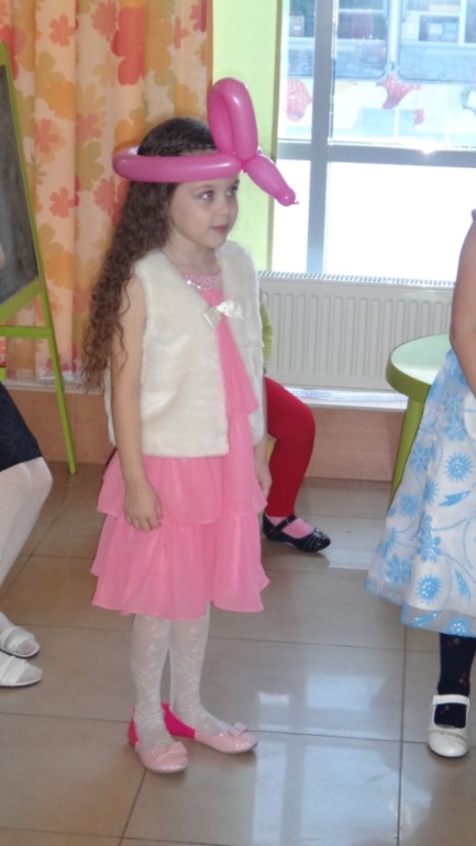 Карине 6 лет