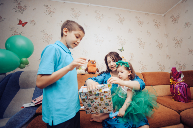 Еще фото с праздника "Очень голодной гусеницы"