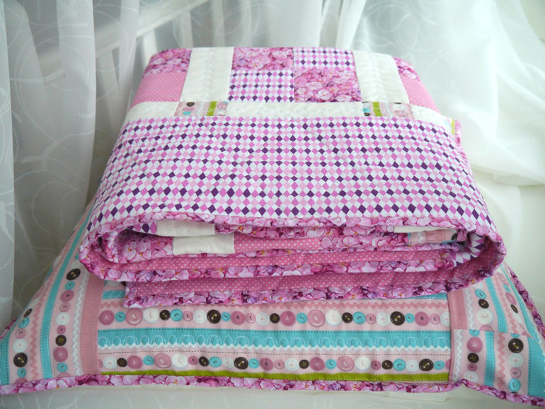 Нежный комплект для вашей принцессы.