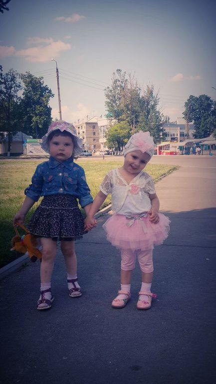 немного нас