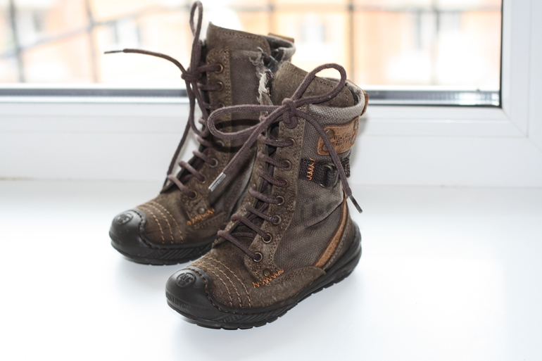 сапожки pinoccio(итал.)23 размер,нат кожа.плотные.800р+почта