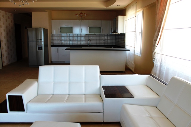 Продаю квартиру на первой линии Средиземного моря в Турции