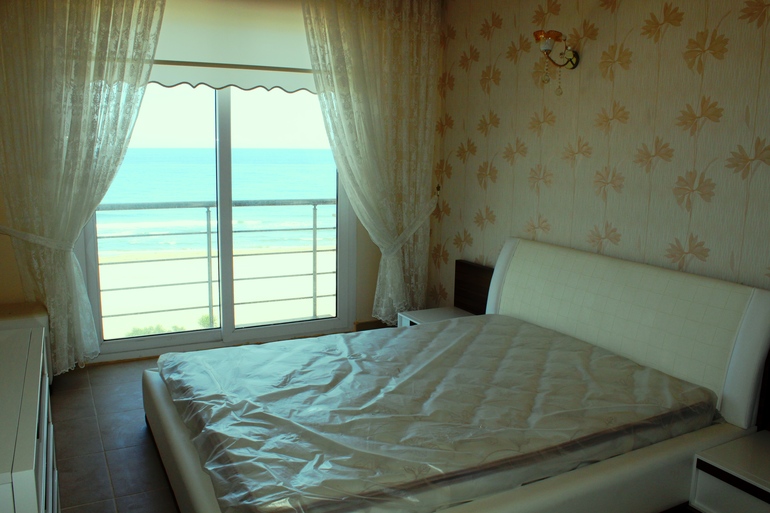 Продаю квартиру на первой линии Средиземного моря в Турции