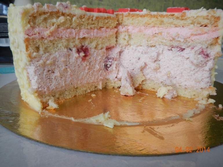 Клубничный рай в белом шоколаде