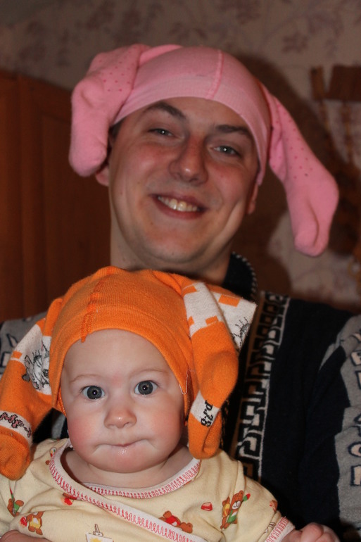 Ритуле 6 месяцев))Мы уже как полгода счастливые мама и папа))