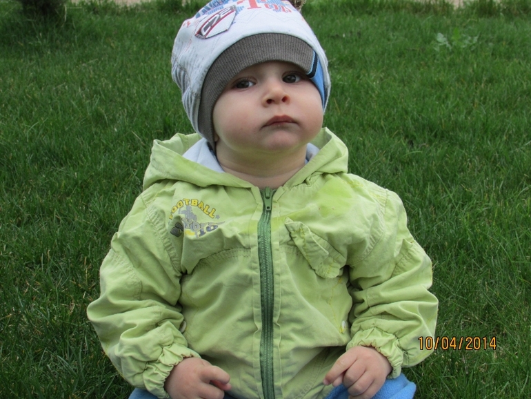 А это Веснаа.а.а.а..а эх Лепота-а-а-а-а Мишаня 7 мес 29 дней