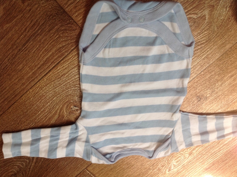 Продам одежду на мальчика 0-3 месяца Zara,Mothecare,Next,Canada,все вещи в отличном состоянии,некоторые новые. Доставка по всей Украине