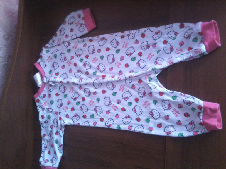 Продам вещи пакетом на девочку от 0 до 3 мес - 650 р! ПОЧТА!