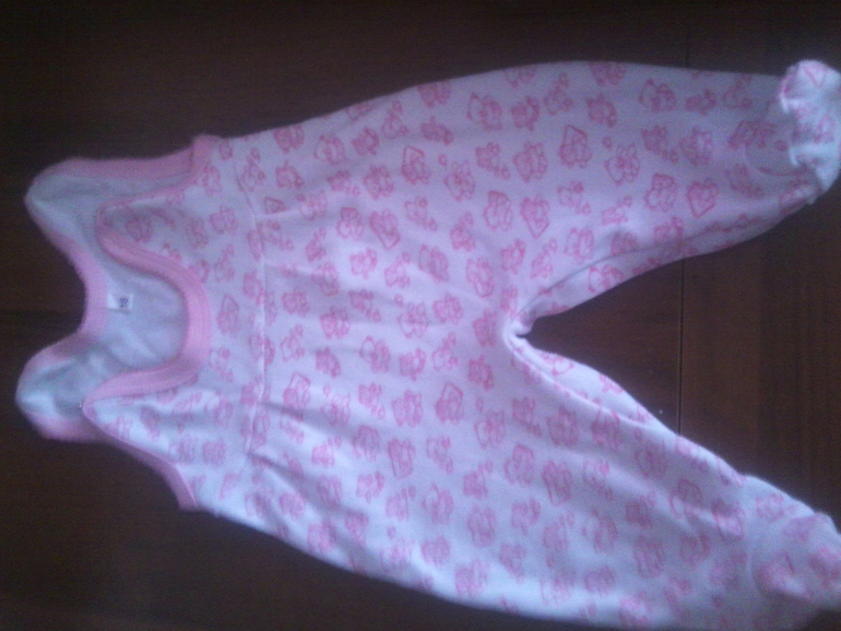 Продам вещи пакетом на девочку от 0 до 3 мес - 650 р! ПОЧТА!