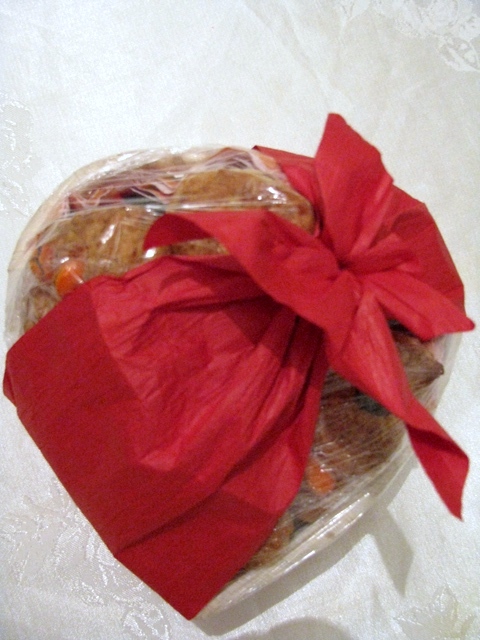 Подарки ветеранам ко Дню победы