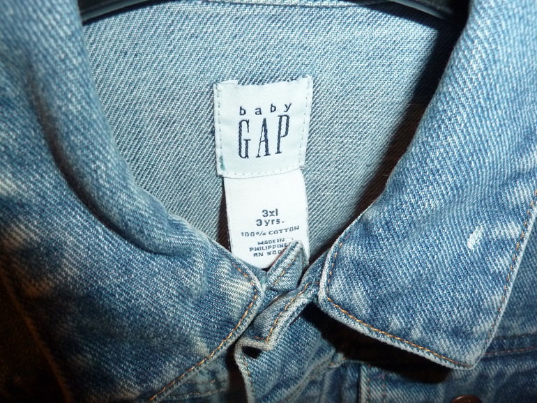 Джинсовая куртка Gap на 3 года, в идеале. 900р