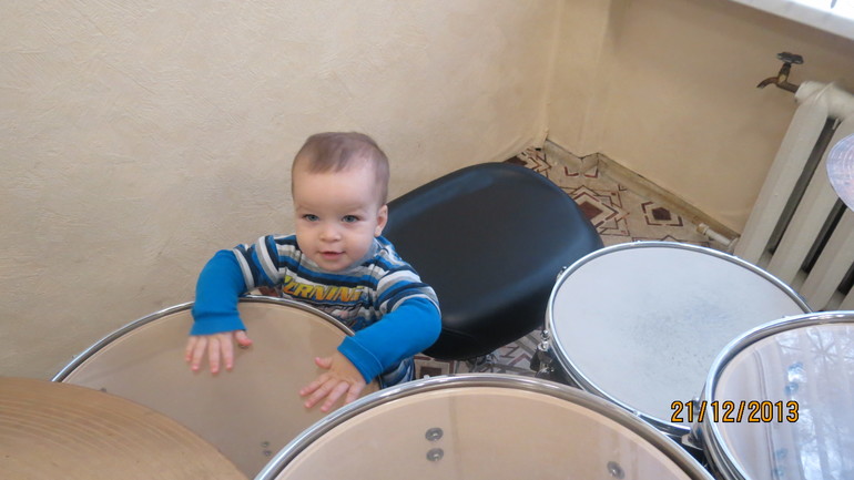 Пока сестренка экзамен сдавала....