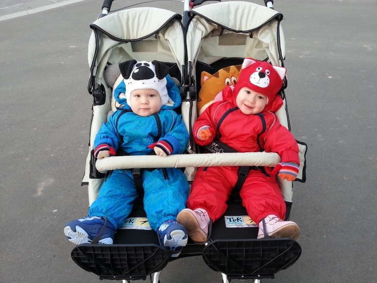 Продам комбезики КЕТЧ