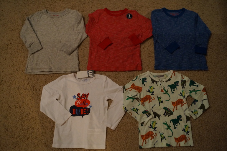 У мамы-шопоголика муж голожопик, зато дитя-КРАСАВА)))