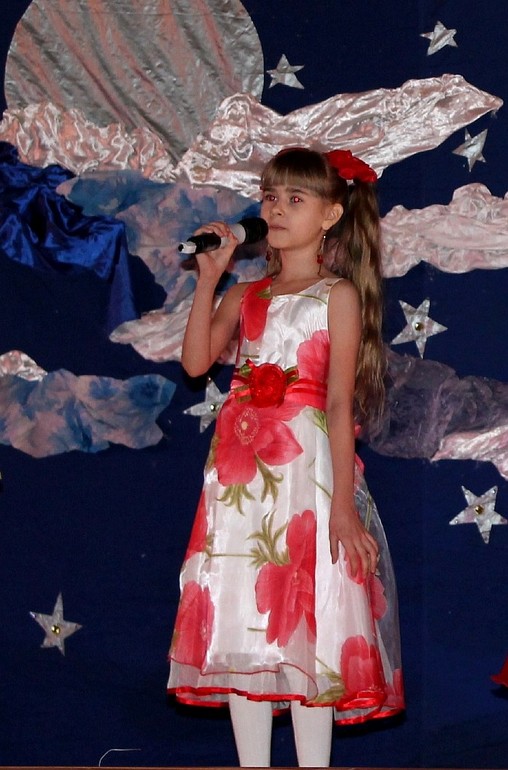 Выступление концерт " Читающее детсво"