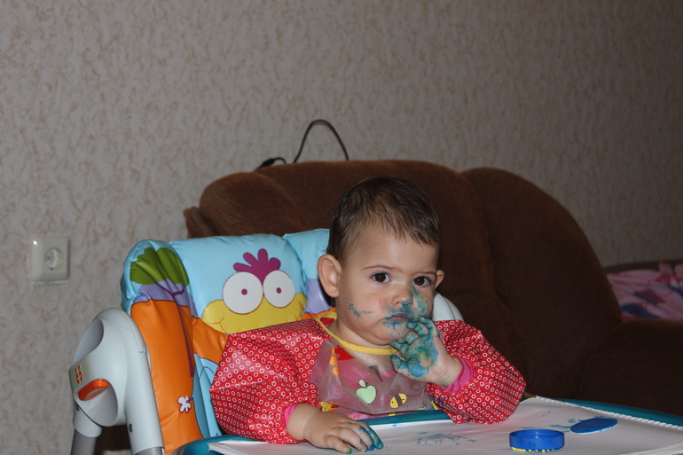 Мама, я хочу сама))), 1, 4 мес (декабрь 2013 года)