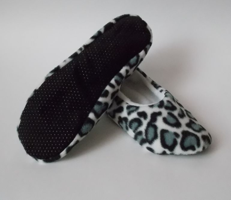 Пошились новые тапочки-балетки)