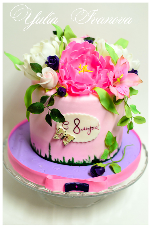 С 8 марта, нас!