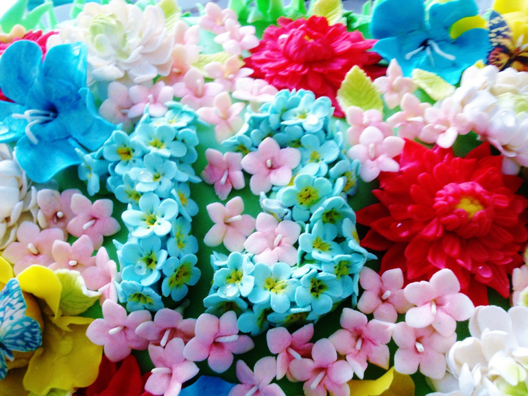 Цветочная поляна на 13 лет