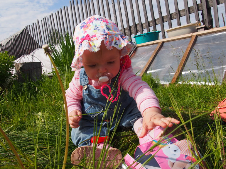 9 месяцев нашей пятничной девочке=)