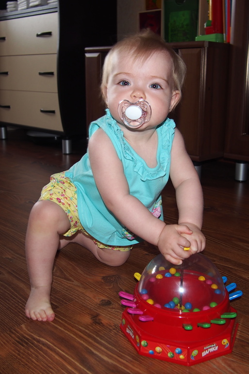 9 месяцев нашей пятничной девочке=)