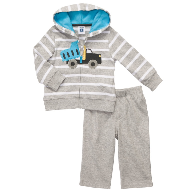 Костюмы CARTERS  на мальчиков и девочек 24 мес. Цена 700 рублей