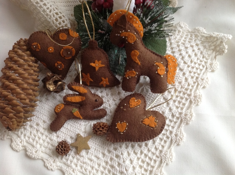 Подарки к Новому Году, ручная работа, игрушки из фетра, декупаж!