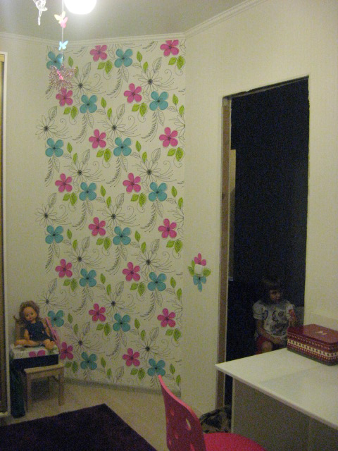 Детская для девочки(перепланировка одной комнаты в две).Исправилась с фото