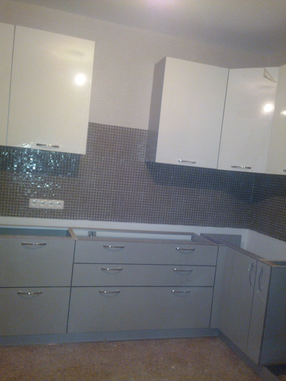 Помогите с цветом столешницы для кухни!!!!