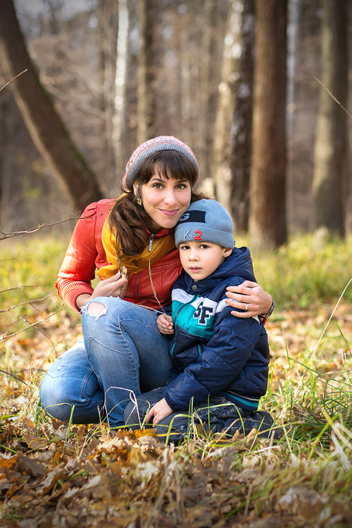 По лесным тропинкам...