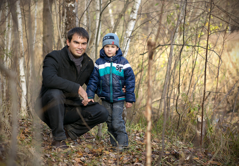 По лесным тропинкам...