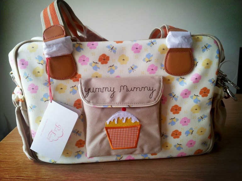 Стильная сумка для мамы