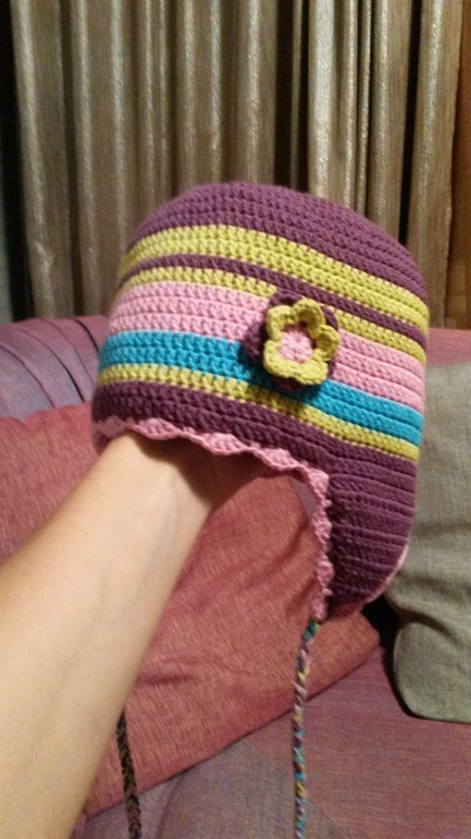 Моя первая теплая шапочка