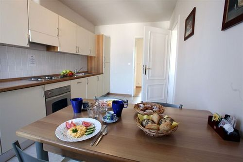 ЧЕХИЯ. Прага. Suite Home Prague 4*