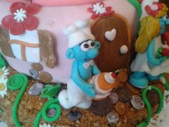 Смурфики и их домик-грибок