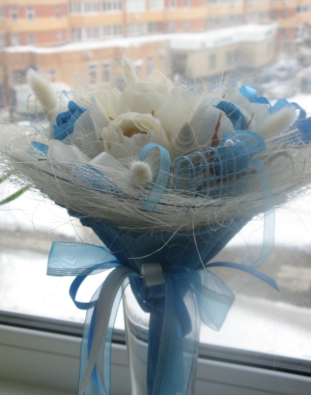 У кого Новый год, а кому-море подавай...