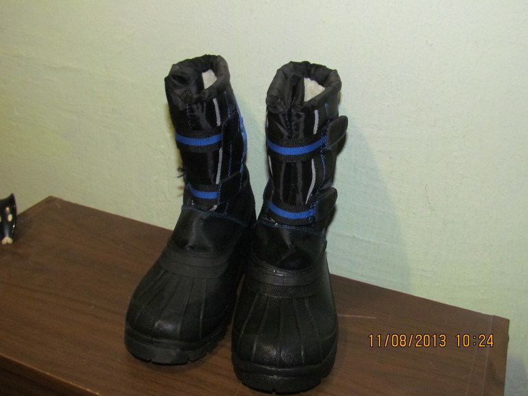 обувь зимняя кросовки и др.