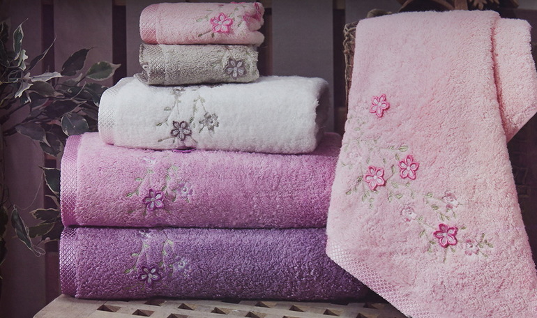 Шикарные полотенца *M*a*i*s*o*n D*o*r * в подарочных коробках!