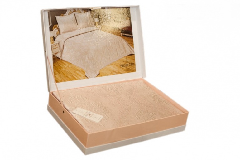 *M*a*i*s*o*n D*o*r * покрывала