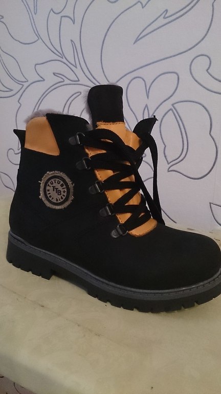 НАШ  ХВАСТИК) БОЛЬШОЕ СПАСИБО ЗА БОТИНОЧКИ! СЫН ДОВОЛЕН)