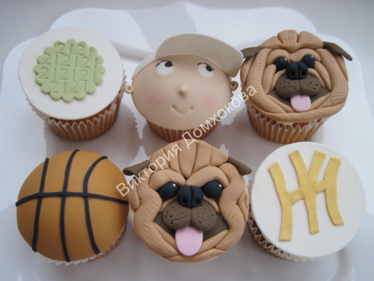 Собачки: Ши-тцу и Бульдоги ниже