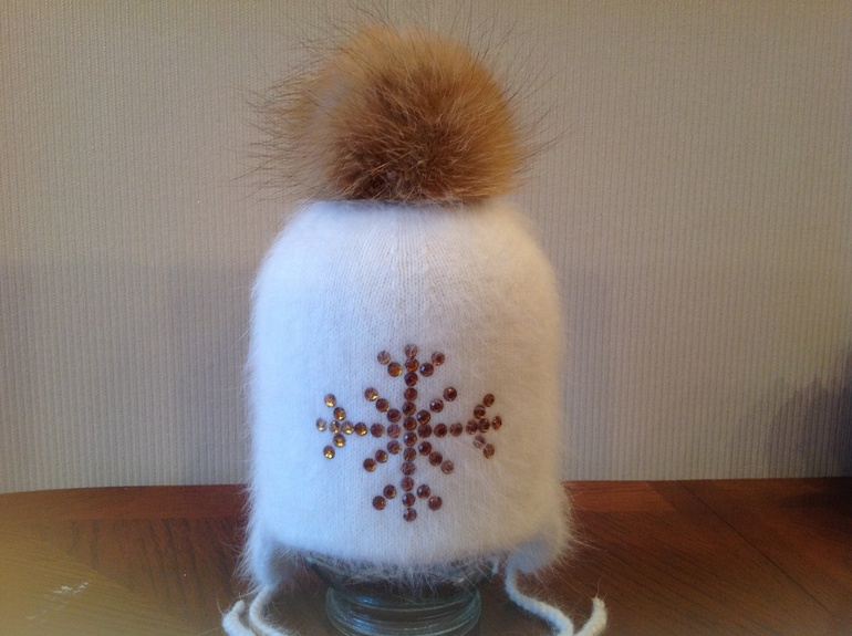 Наша новая шапочка. Повторю на заказ.