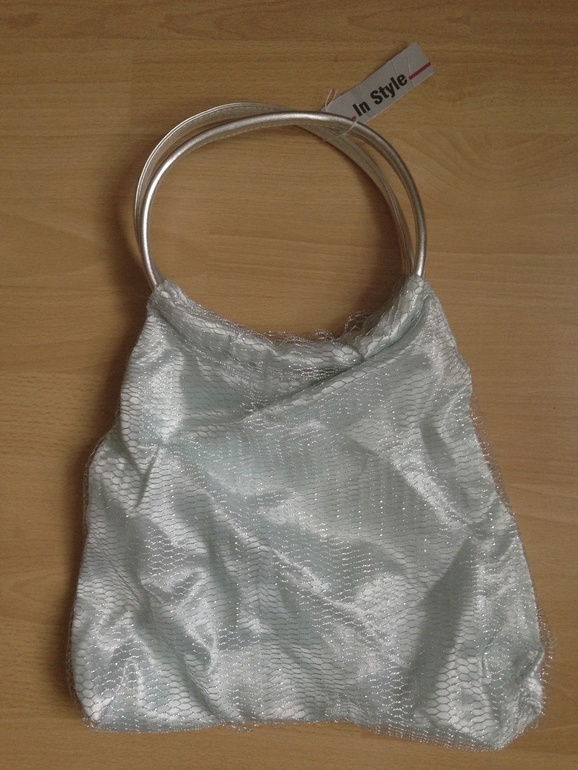 сумки бу и новые  ( Guess ,alwear). Москва