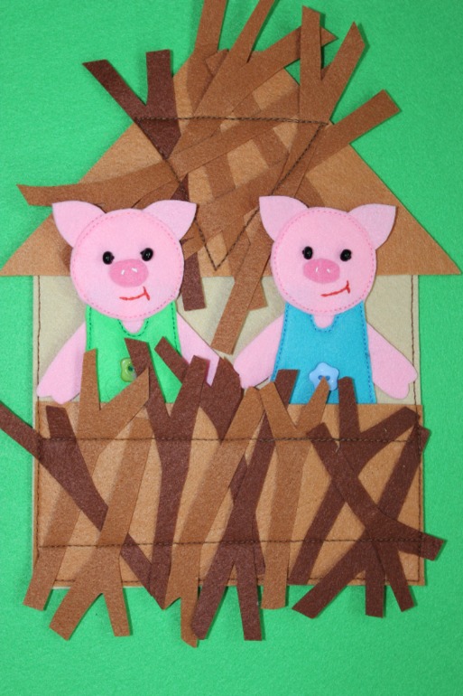 Три поросёнка.