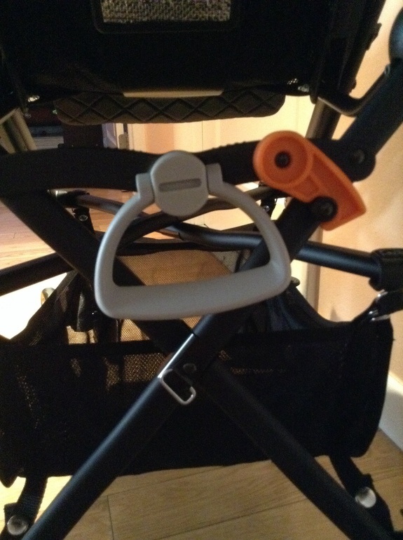 APRICA STICK FLAT- трость для новорожденных