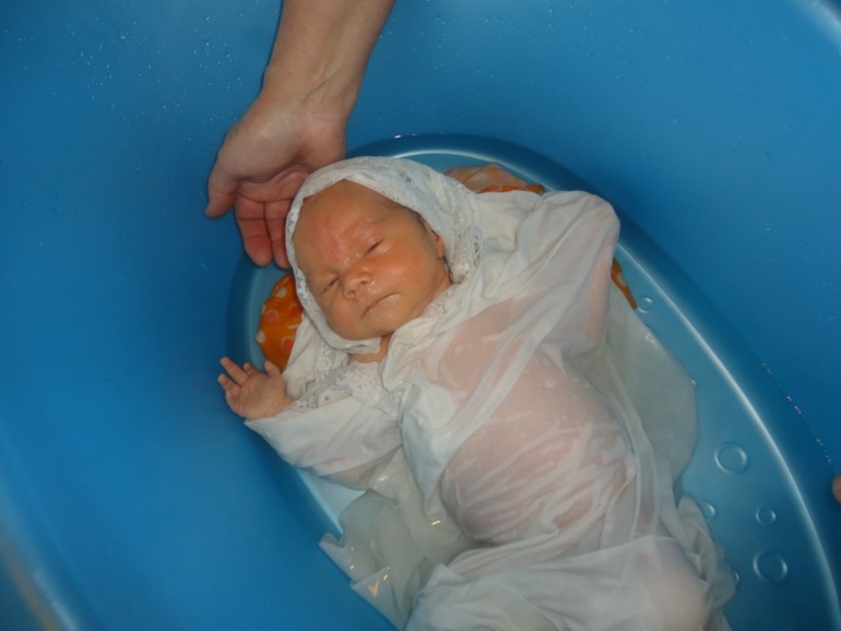 Я мама Андрюши прошу помощи и молитв