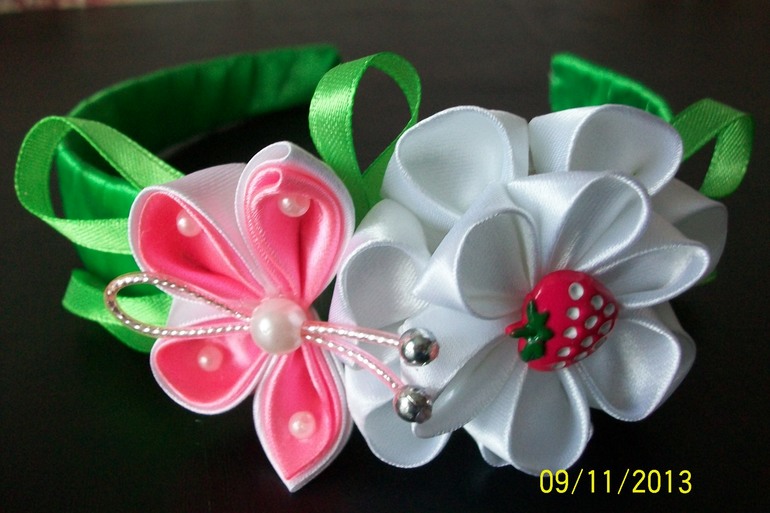 Вот что я смастерила для своей доченьки.