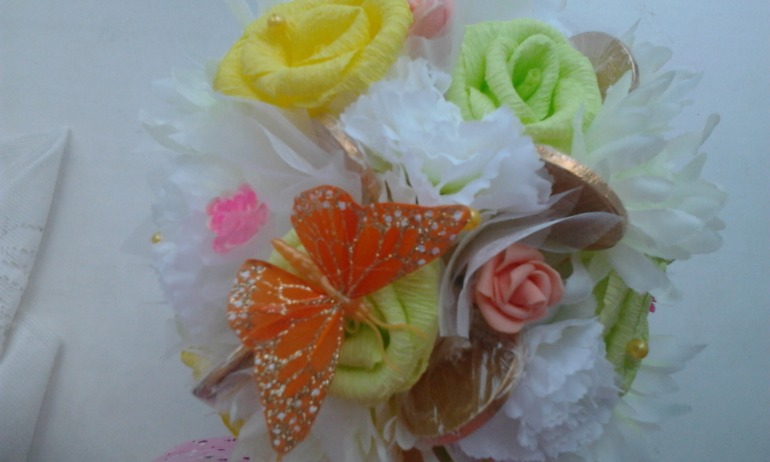 первый топиарий. с шоколадными монетками.