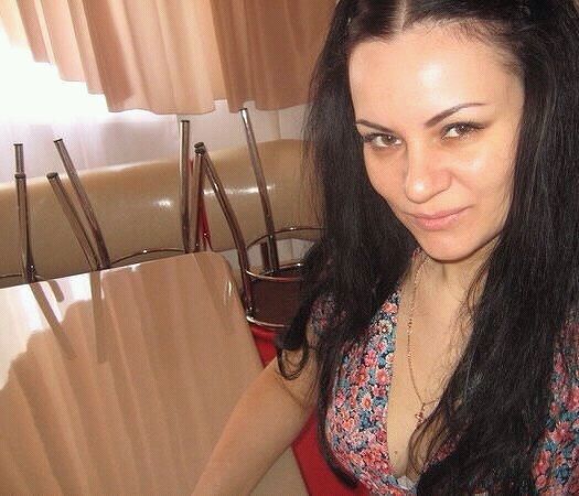 остерегайтесь мошеницу,орудует во всех сетях и блогах,специально занижает цену