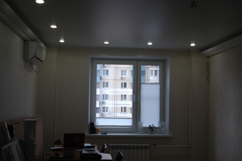 Рулонные шторы, жалюзи и плиссе шторы